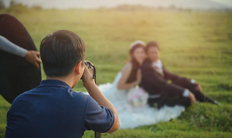Bagaimana Memilih Fotografer Pernikahan Anda